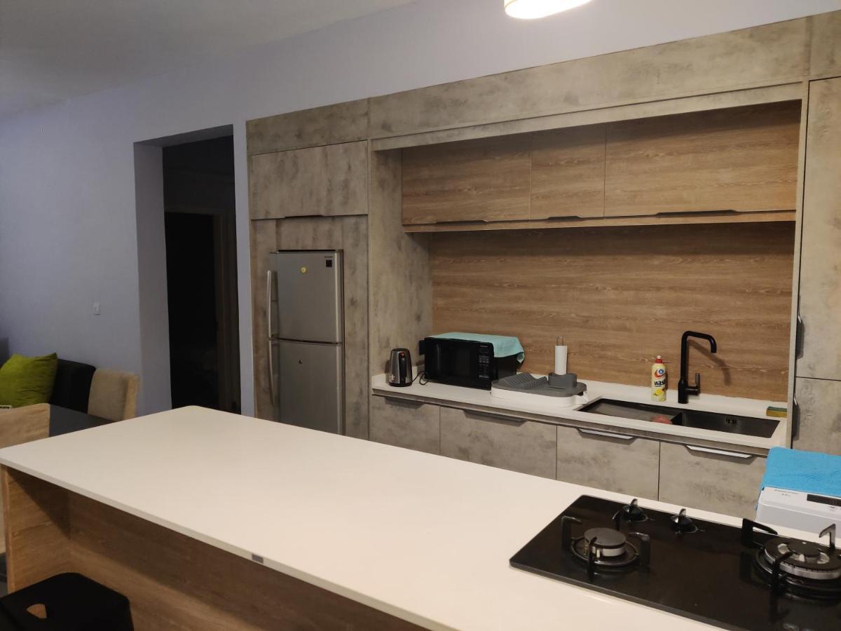 Ashiana Oceanside Apartment Flic-en-Flacq Esterno foto
